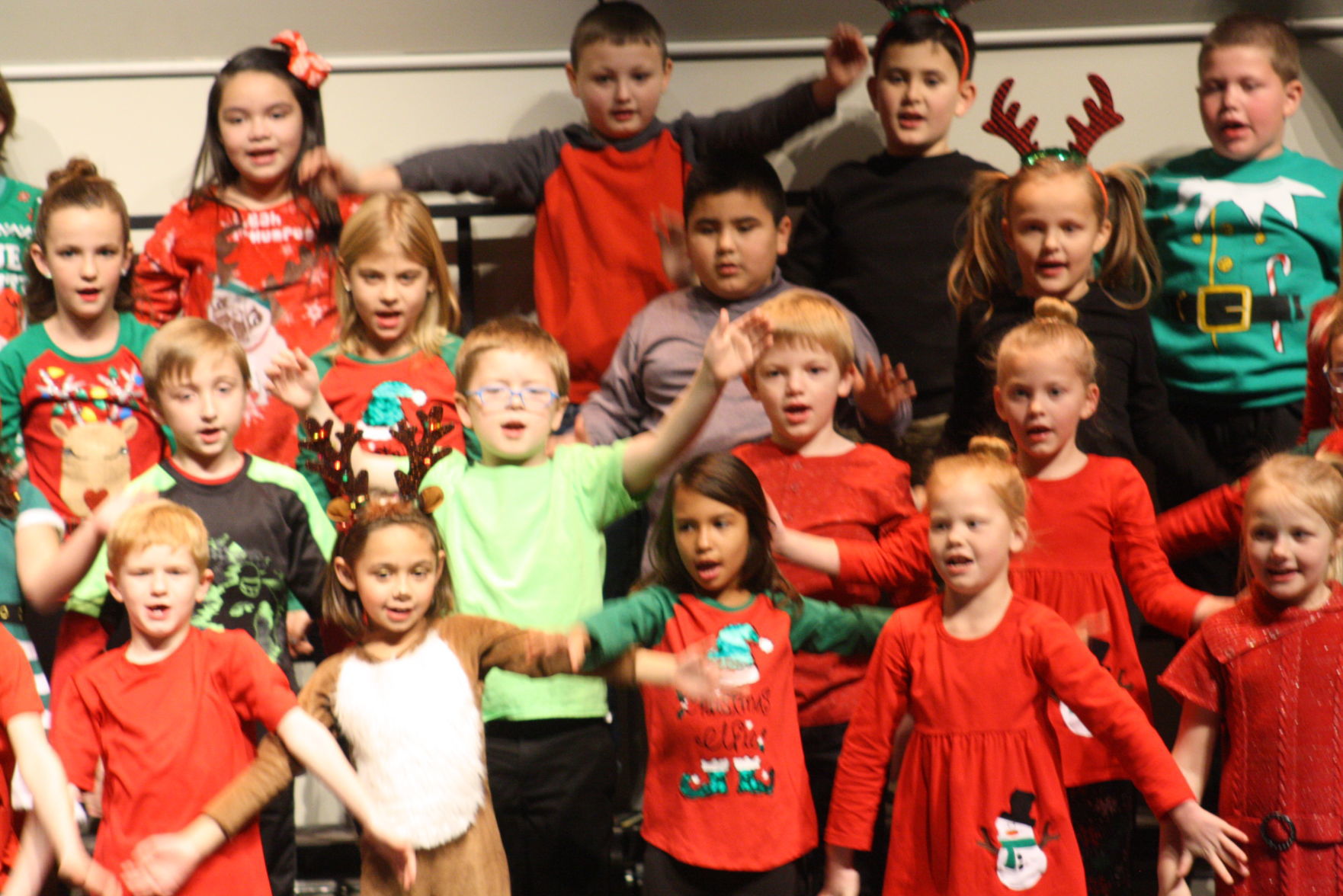 FC 2nd Grade Concert (9).JPG